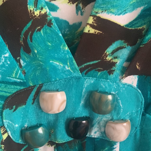 Maggie Barnes beautiful top/blouse floral print size 3X (26/28) pleated front - Picture 10 of 10